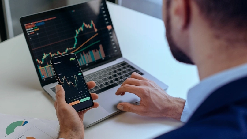 Dashboard di trading IA di Edex Strive